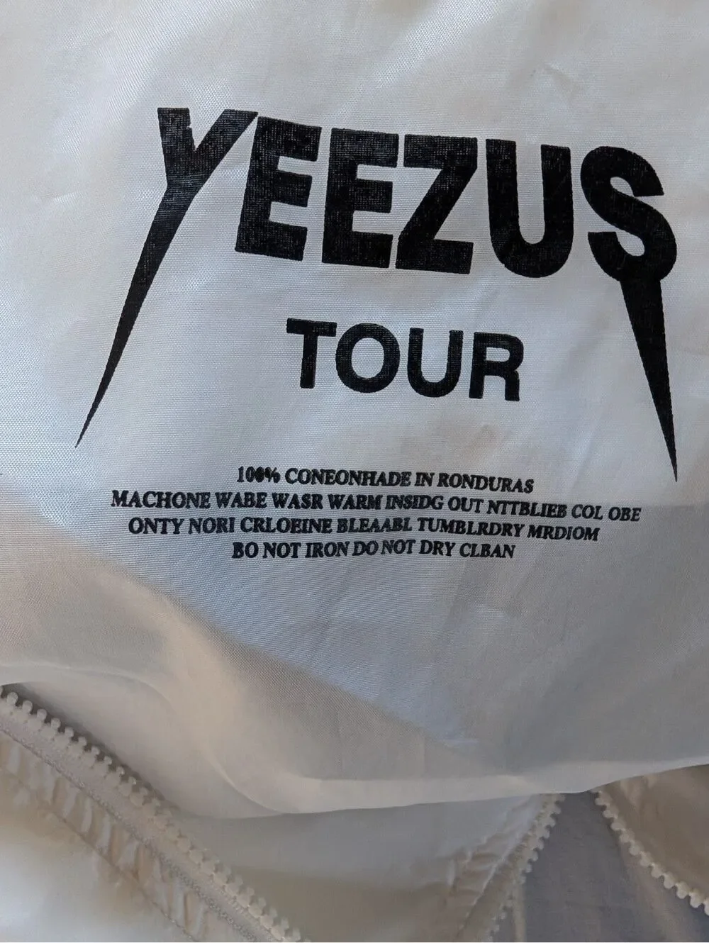 N/A adidas yeezy